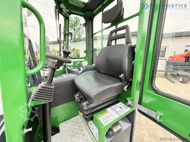 Vierwegestapler Combilift C4500 DIESEL DUPLEX WIDE FORK POSITIONER