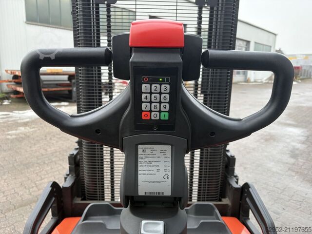 Hochhubwagen Toyota SPE 160 L / Akku 2024!