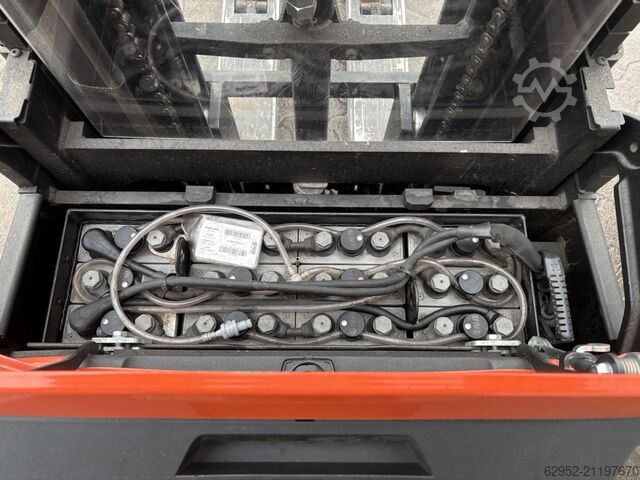 Hochhubwagen Toyota SWE 145 L / 690 Std.!