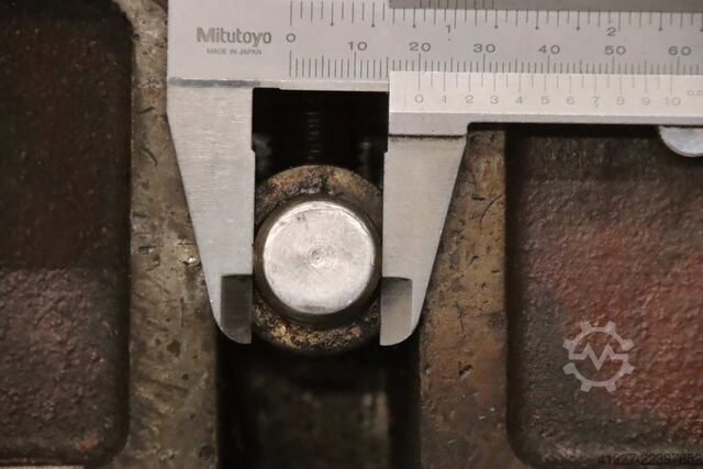 Punching tool Mubea mit Feineinstellung
