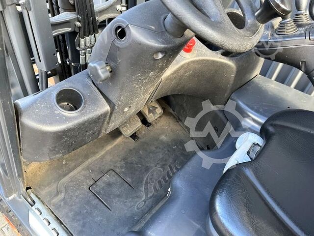 Forklift Linde E 16 - 02