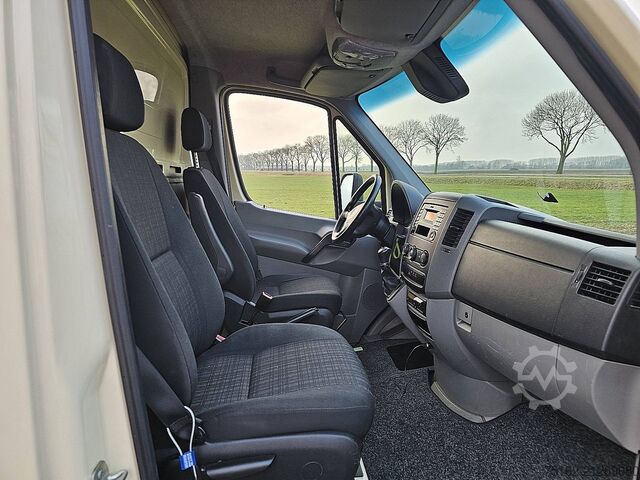 Loading platform MERCEDES-BENZ SPRINTER 516 Open-Laadbak Autom!