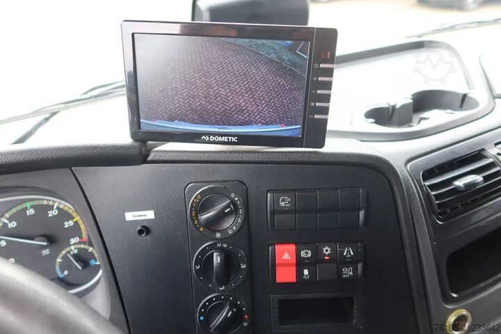 Koffer Mercedes-Benz Atego 1218 Bakwagen + Laadklep DHollandia 1500kg