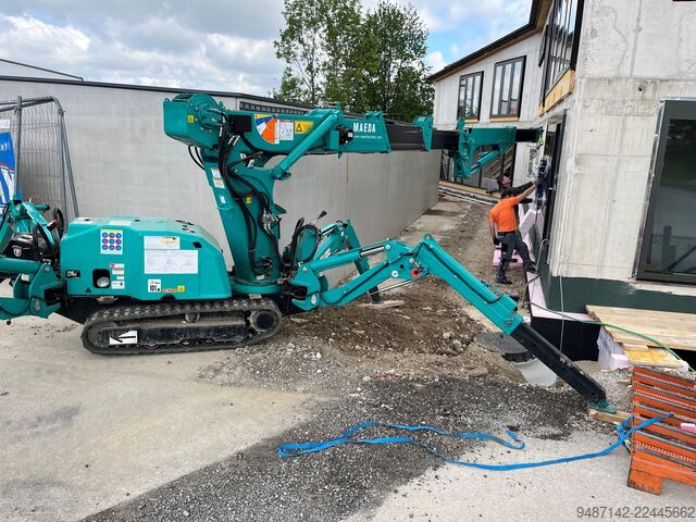 Mobile crane Maeda MK1033CW