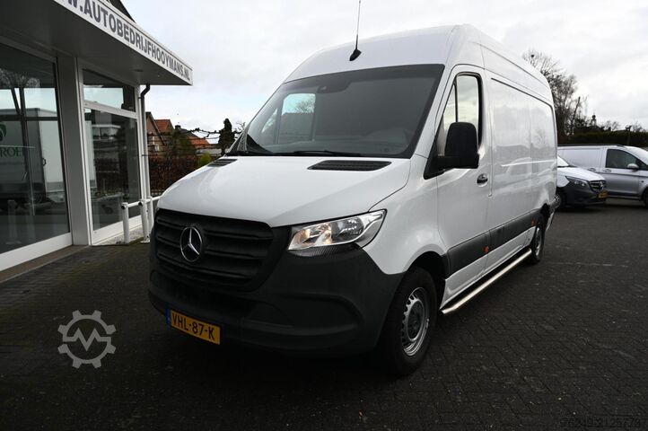High-roof van Mercedes-Benz Sprinter 311 1.9 CDI L2H2 RWD AIRCO CAMERA Werk...