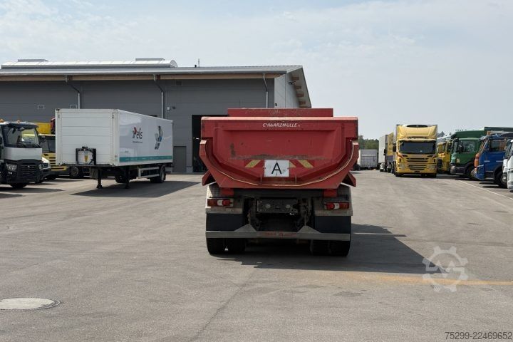 Tipper truck Mercedes-Benz Arocs 3243 8x4 Schwarzmüller / Swiss-Vehicle