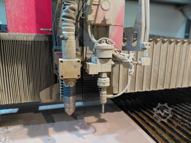 Water jet cutting machine TCI Cutting BP-C 4020 COMBI