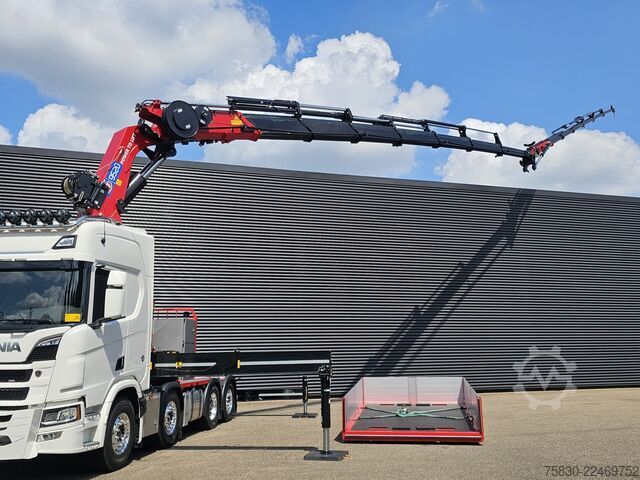 Crane truck Scania R590 V8 8x2 / HMF 9520 CRANE - JIB - WINCH / TR...