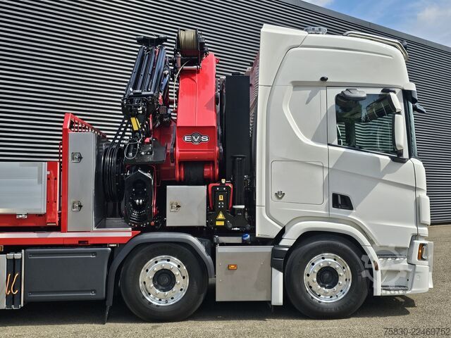 Kranwagen Scania R590 V8 8x2 / HMF 9520 CRANE - JIB - WINCH / TR...