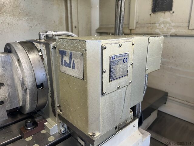 Four-axis vertical machining center Quaser MV 184 C