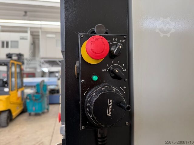 Four-axis vertical machining center Quaser MV 184 C