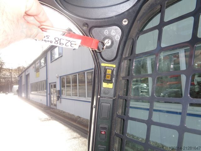 Radlader BOBCAT S450 Schaufeln + Gabeln