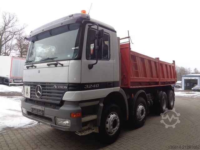 Kipper LKW MERCEDES-BENZ Actros 3240 8x4 Blatt Meiller 3-S-Kipper