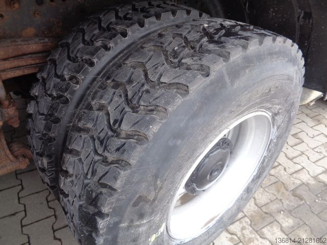 Kipper LKW MERCEDES-BENZ Actros 3240 8x4 Blatt Meiller 3-S-Kipper