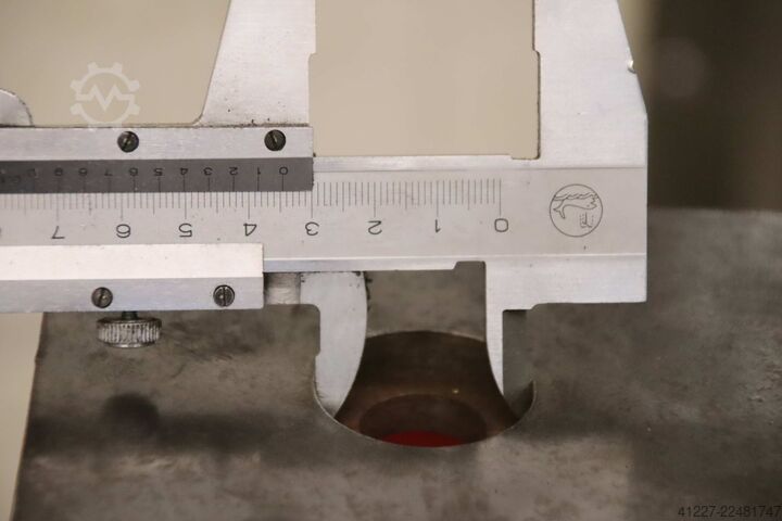 Theodolite tripod unbekannt verschiebbar verstellbar