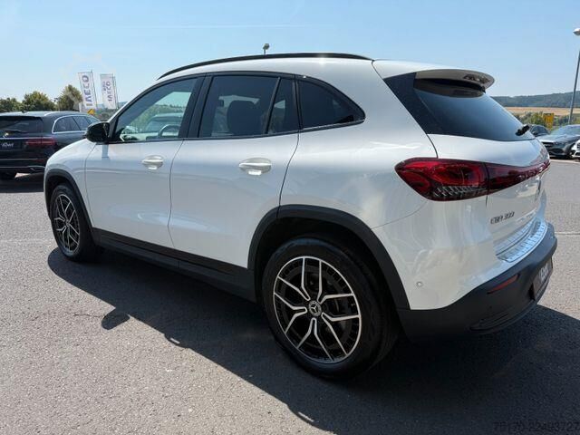 Loading platform Mercedes-Benz EQA 300 4M Progressive+Ambiente+RFK+19AMG+TotW