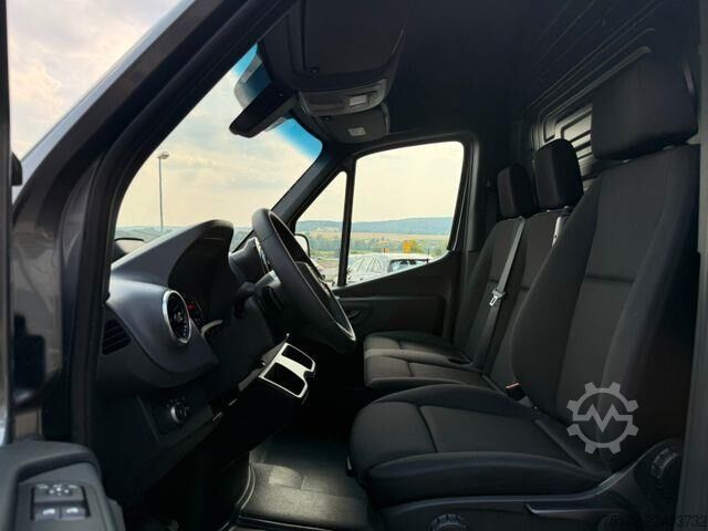 High-roof van Mercedes-Benz Sprinter 317 CDI 9G 3665 AHK3,5 Klima 360
