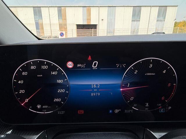 High-roof van Mercedes-Benz V 220 d STYLE AHK2,5to DISTRONIC LED elekt Türen