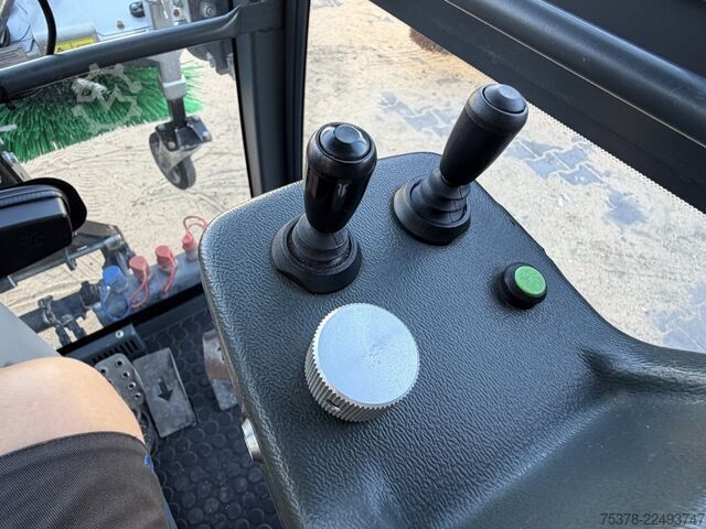 Winter service equipment Hako Citymaster 1600 4x4 Winterdienst 1.Hand