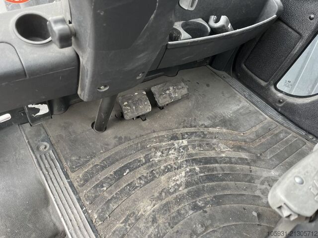 Treibgasstapler Linde H25T-02