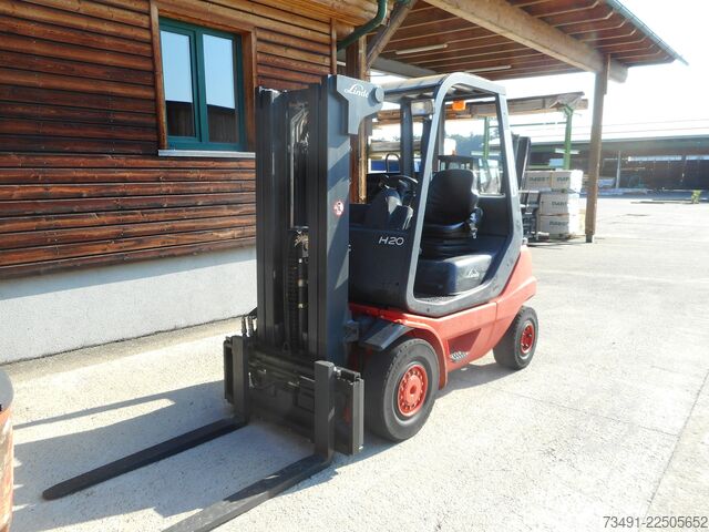 Gabelstapler Linde H20D-03 PERKINS Triplex SS