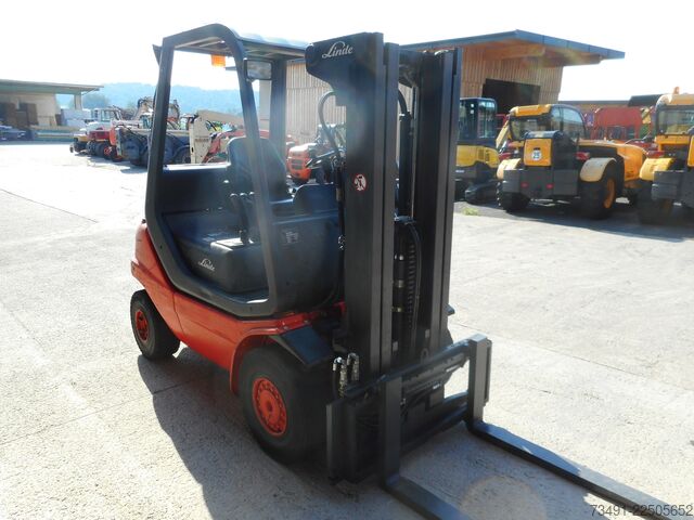 Gabelstapler Linde H20D-03 PERKINS Triplex SS