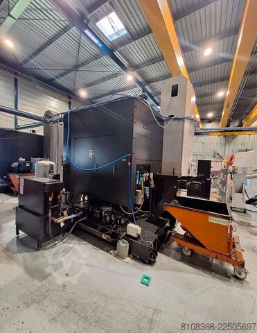 Horizontal machining center OKK hm600