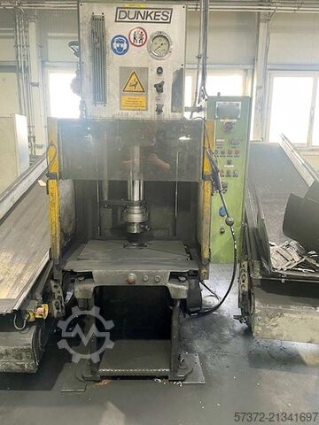 Single Column Hydraulic Press Dunkes HZ 25