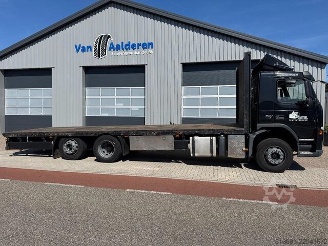 Plattformanhänger Volvo FM-300 6x2, 8,5 Mtr. Ramp Truck