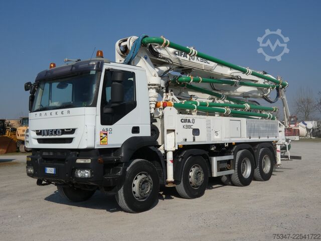 Betonpumpen-LKW Iveco TRAKKER 450