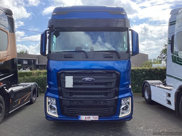 Standard tractor unit Ford F-Max full lease 1500€ excl BTW