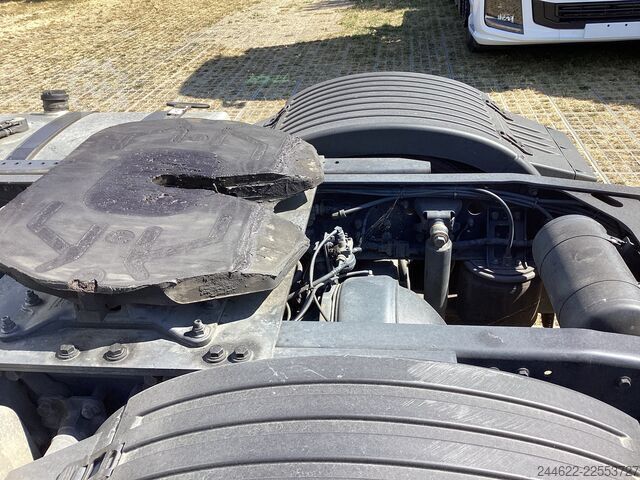 Standard tractor unit Ford F-Max full lease 1500€ excl BTW