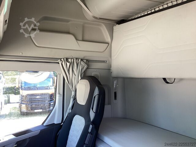 Standard tractor unit Ford F-Max full lease 1500€ excl BTW
