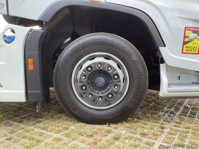 Standard tractor unit Ford F-Max ADR - Full lease 2000€ ex BTW / m