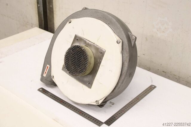 Radialventilator 0,55 kW 2820 U/min Bossler Lüfterrad Ø 285 mm