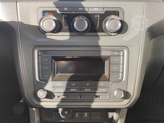 Commercial vehicle VW Caddy  2.0 TDI 4Motion+KLIMA+PDC+TEMPO+TOOLBOX