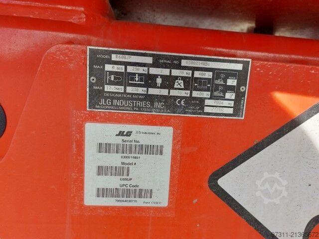 Telescopic work platform JLG E600JP