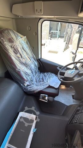 Kipper Volvo FMX 500 Volvo FMX13 500 8X4  EuromixMTP 3-Seite...