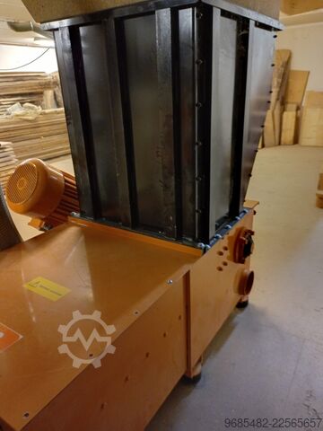 Holzzerkleinerer Schuko ZM 700 S