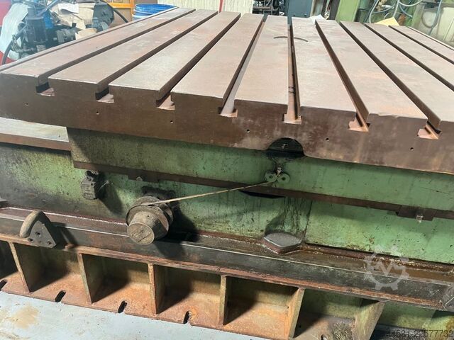 Boring mill table Scharmann 