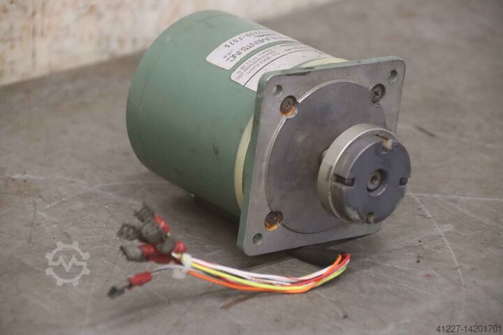 Servo motor Sigma 20-3437D200-F075