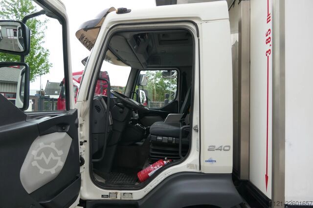 Refrigerated/frozen transport Volvo FL 240 | Carrier SUPRA 950Mt / Bi-temp | 3 Comp...
