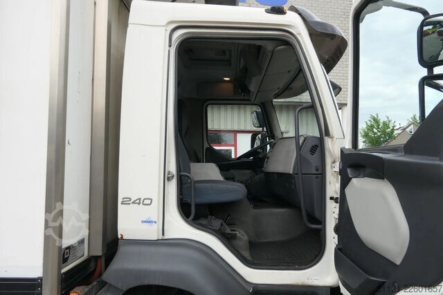 Refrigerated/frozen transport Volvo FL 240 | Carrier SUPRA 950Mt / Bi-temp | 3 Comp...