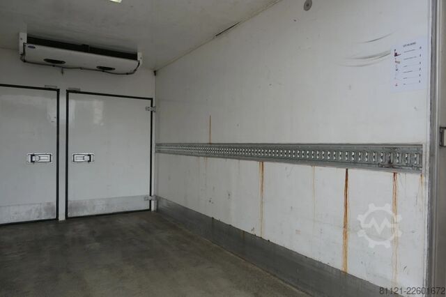 Refrigerated/frozen transport Volvo FL 240 | Carrier SUPRA 950Mt / Bi-temp | 3 Comp...