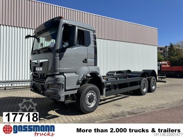 LKW-Fahrgestell MAN TGS 33.540 6x6 BB CH, Intarder