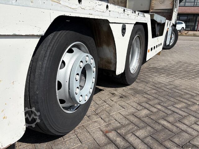 Autotransporter Volvo FH 500 + HYDRAULISCHE PLATEAUS + LIER + REMOTE ...