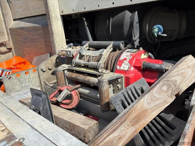 Autotransporter Volvo FH 500 + HYDRAULISCHE PLATEAUS + LIER + REMOTE ...