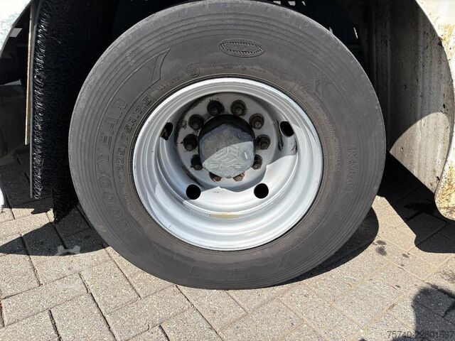 Car transporter Volvo FH 500 + HYDRAULISCHE PLATEAUS + LIER + REMOTE ...