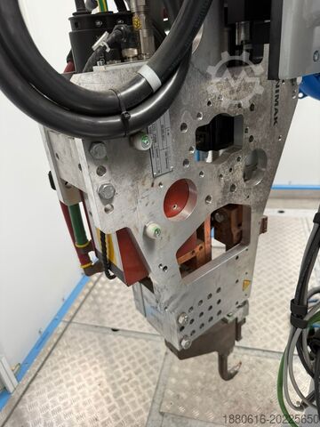 Industrial spot welding cell YASKAWA / NIMAK / RSP LASO Tech Systems