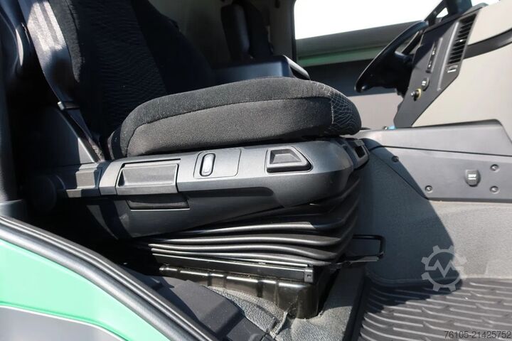 Box body Mercedes-Benz Antos 1824 1834 L Bak+Klep 2.000 kg Comfort cabine